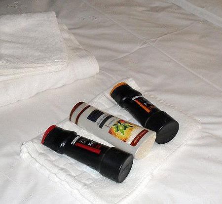 Hotel Ofi آكورونيا الغرفة الصورة
