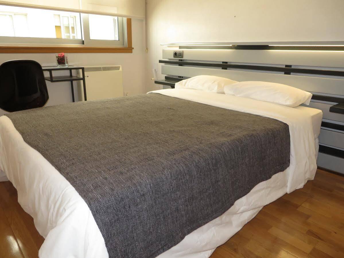Hotel Ofi آكورونيا المظهر الخارجي الصورة